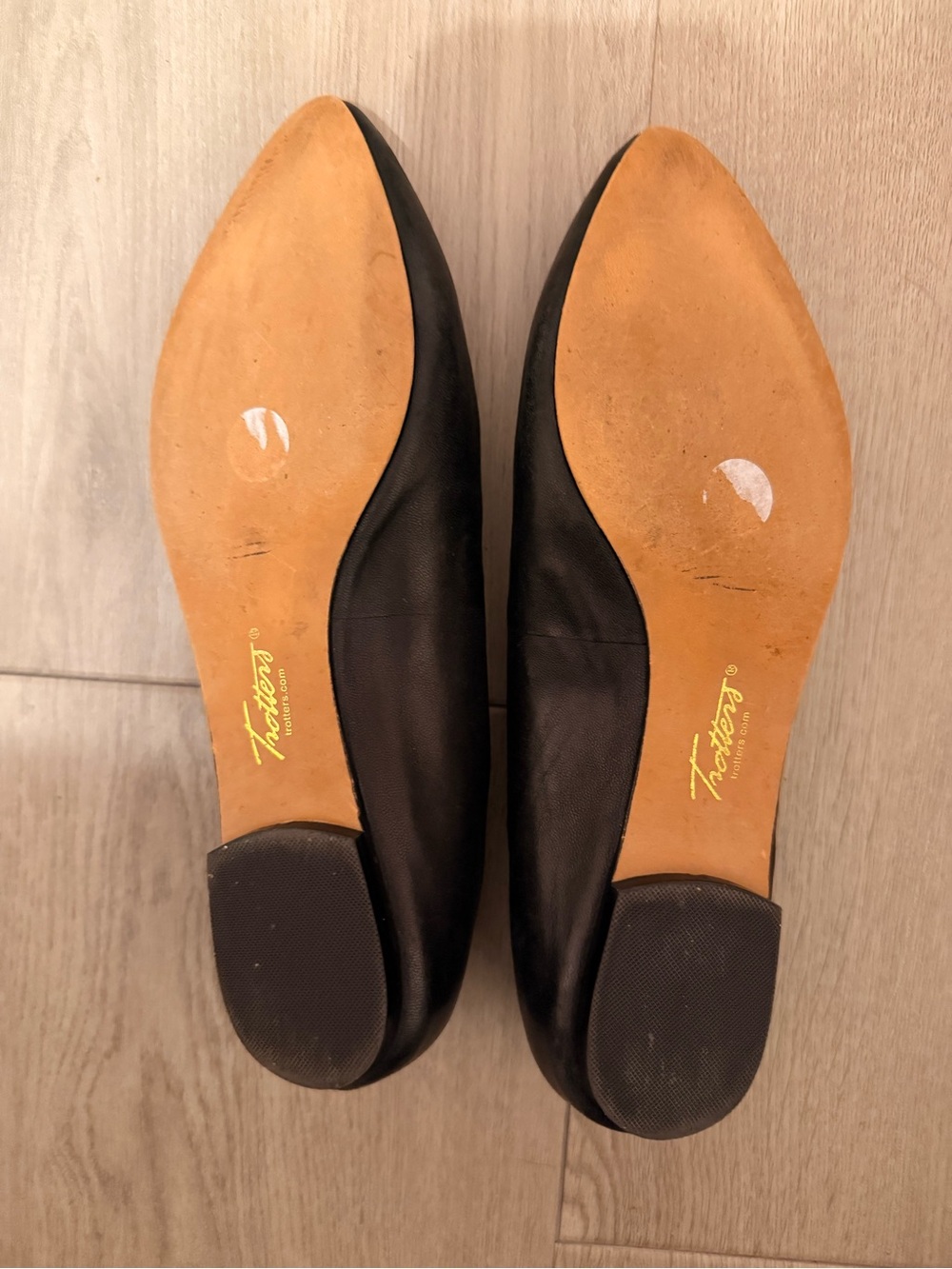 Trotters Estee Black Leather Slip-On Pointed Toe Ballet Flats US 8 Shoes - Picture 2 of 4